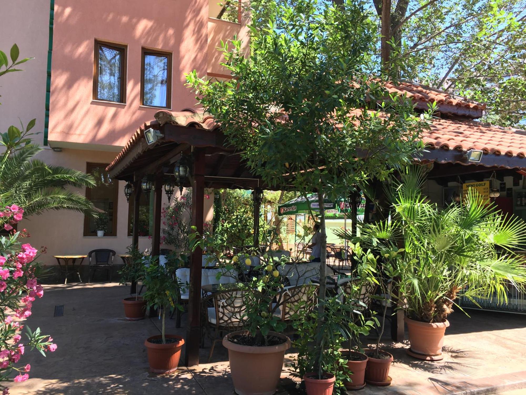 Oleander House And Tennis Club Słoneczny Brzeg Zewnętrze zdjęcie
